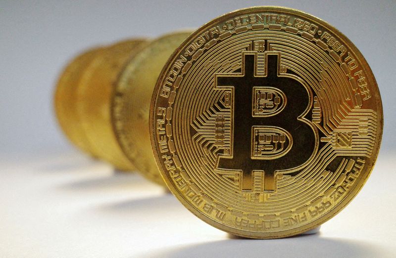 Cryptocurrencies in a time of war