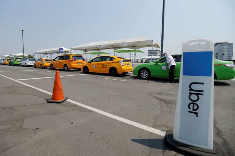 U.S. ride-hail drivers at career crossroads over record gas cost