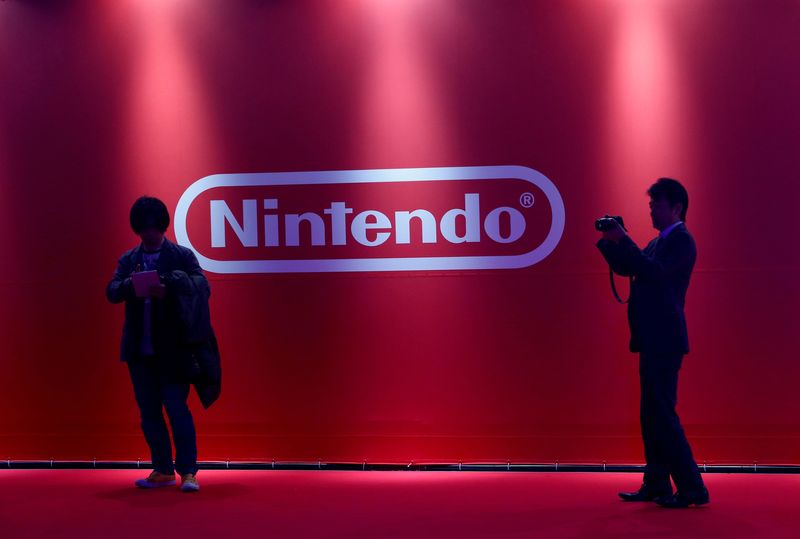 Sony, Nintendo halt gaming shipments to Russia
