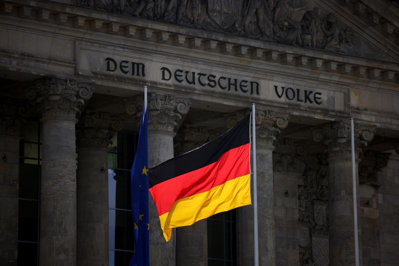 Germany aims for 30 billion eur investment in new start-up strategy