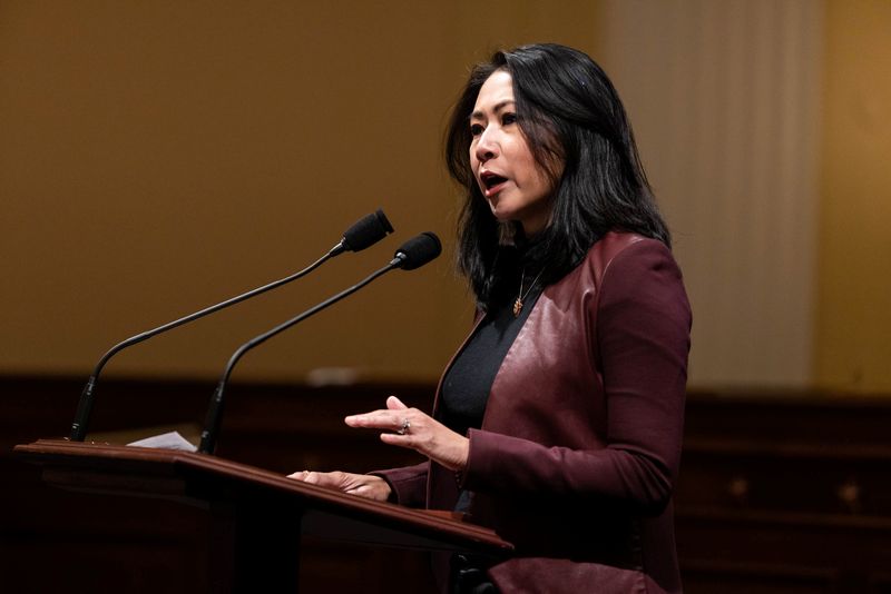 Moderate Democrat seeks U.S. Treasury inflation study on tariffs