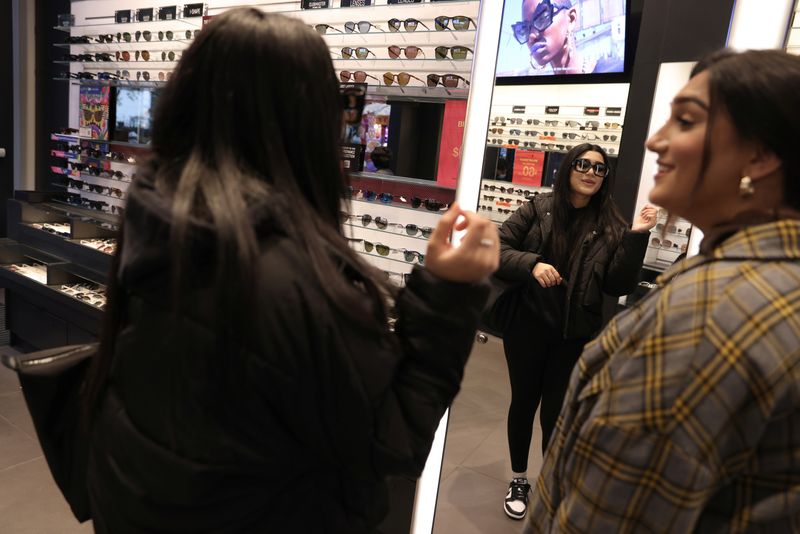EssilorLuxottica to repurchase up to 2.5 million shares