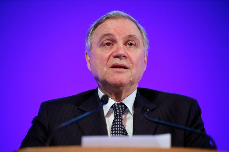 Italy plays down talk of early exit for central bank head
