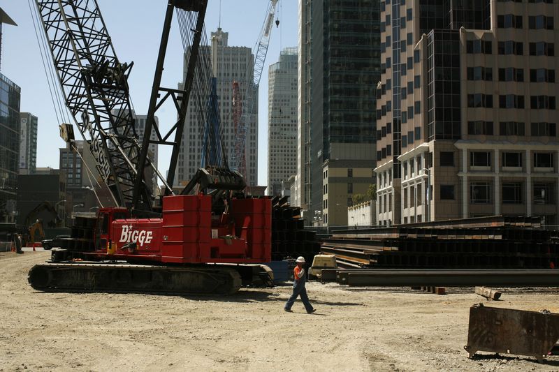 U.S. construction spending unexpectedly falls in May