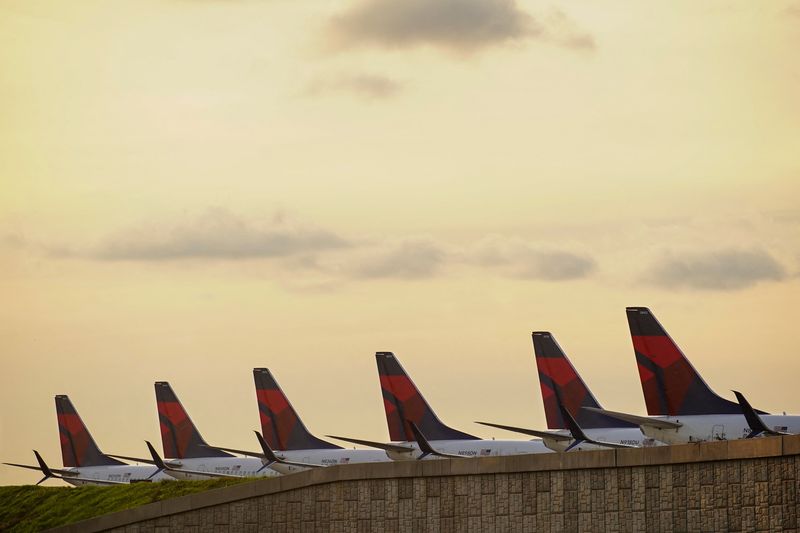 Demand, costs in focus as U.S. airlines report earnings