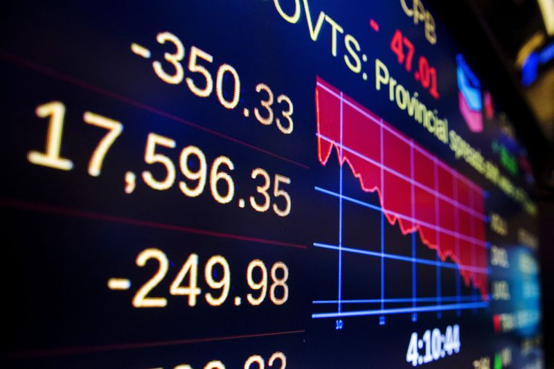 ‘Market Crash’: Robinhood Announces More Layoffs As Crypto Trading Tanks