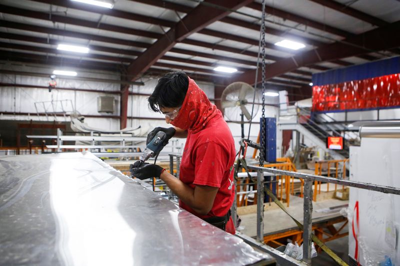 U.S. manufacturing production falls for second straight month
