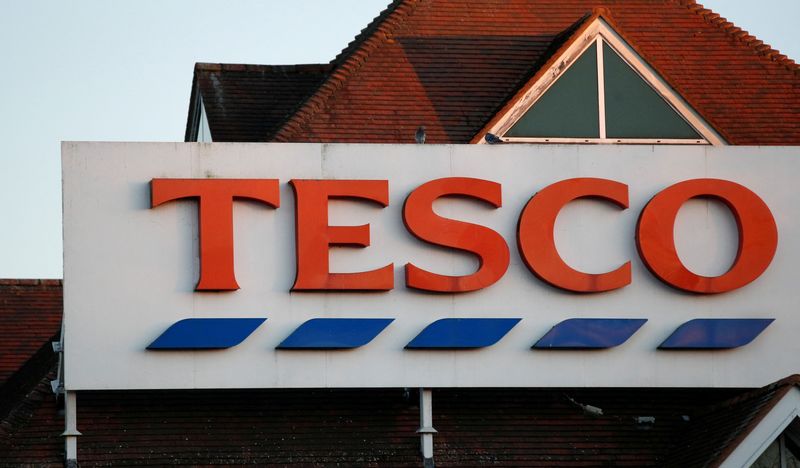 Amazon takes on Britain's Tesco with price match scheme
