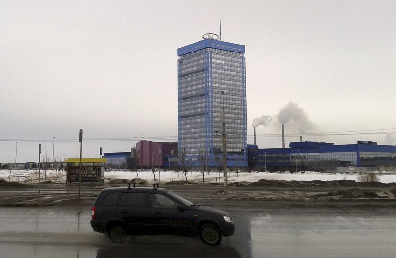 Russia's Avtovaz to relaunch Lada Largus production