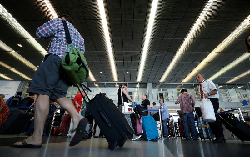 Watch: Brawl Erupts at Chicago's O'Hare International Airport, Two Arrested