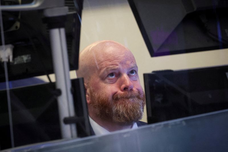 Nascent U.S. stock rally hangs in balance as Wall St awaits megacap earnings