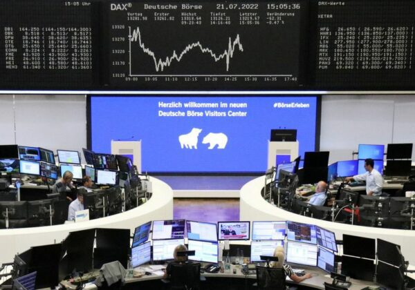 Strong results lift Europe's STOXX 600 to near seven-week highs