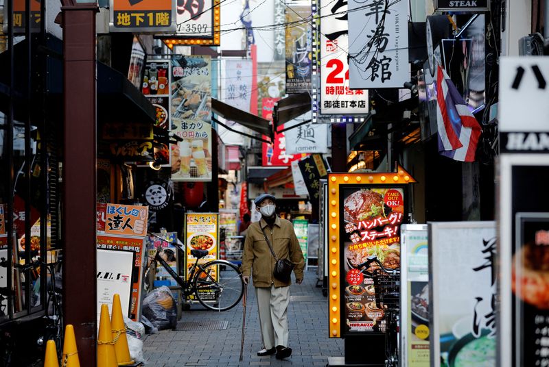 Japan sticks to projection of balancing budget by FY2026