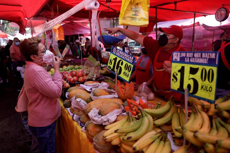 Mexico anti-inflation subsidies come with $28 billion price tag