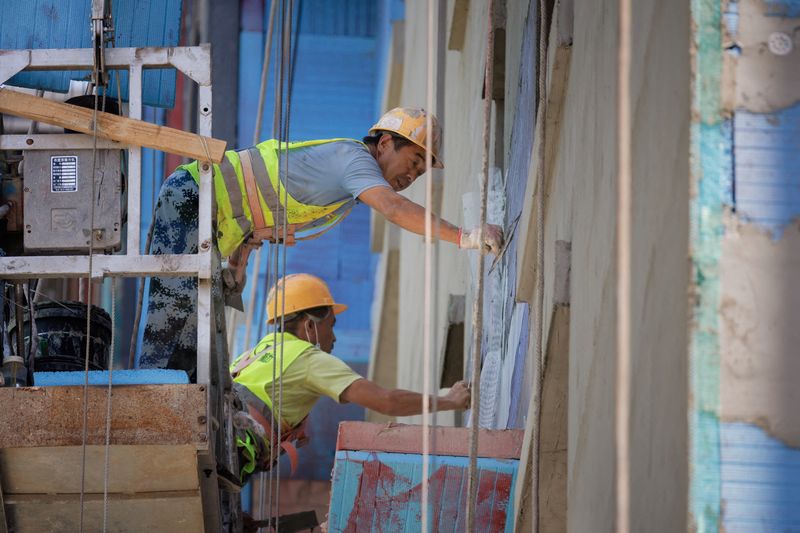 Chinese city drops all home purchase restrictions to boost demand