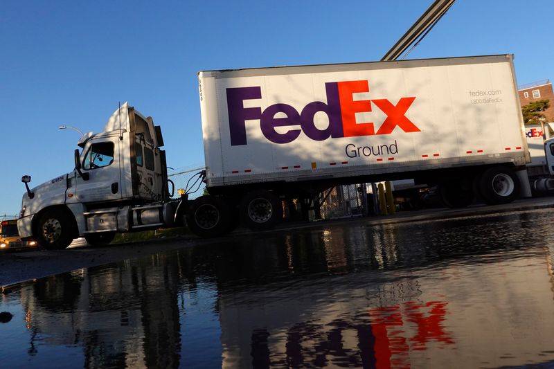 FedEx unit to test Ford's electric vans for parcel delivery