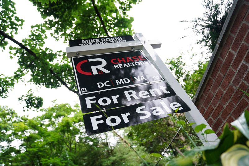 U.S. existing home sales fall for sixth straight month; prices remain elevated