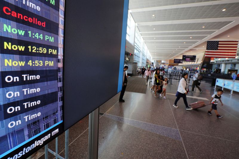 Airline unions launch campaign against stock buybacks