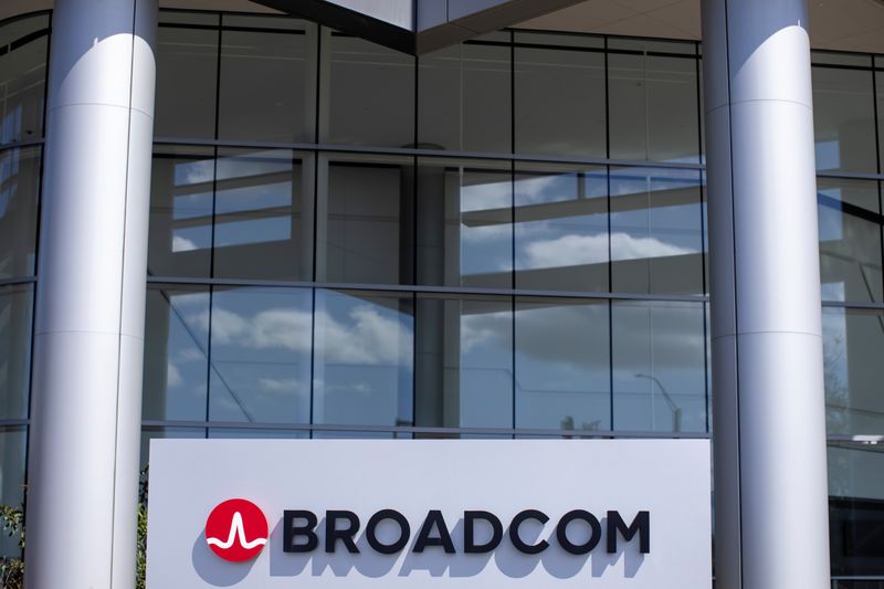 Broadcom looks to defy chip slowdown on data center, wireless strength