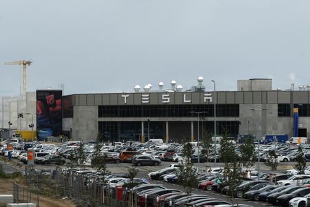 Tesla aims to double vehicle sales in Germany in 2022 - Automobilwoche