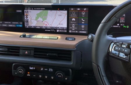 Automakers tackle patent hurdle in quest for in-car tech
