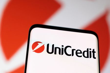 UniCredit focused on "internal delivery", open to M&A in all its markets