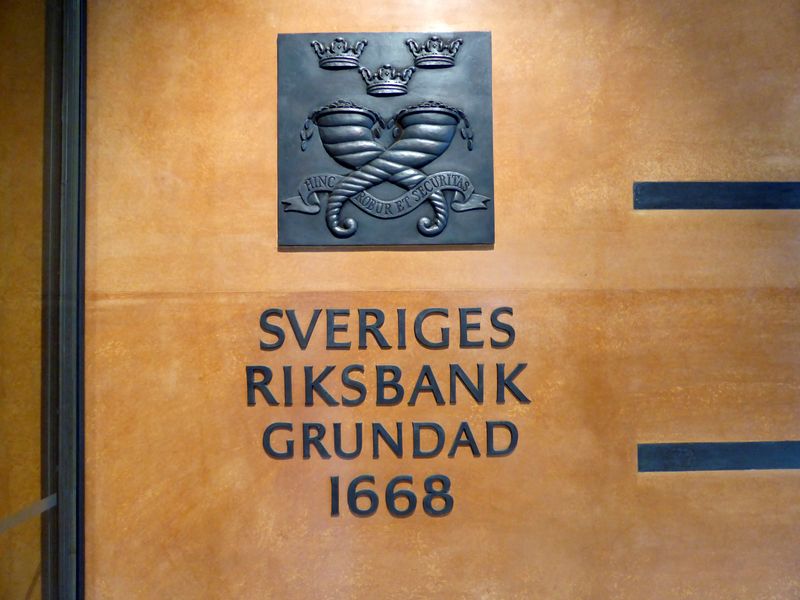 Sweden and other central banks to test digital currency payments
