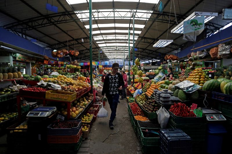 Colombia 12-month inflation to hit 11.25% in September, bring more rate rises