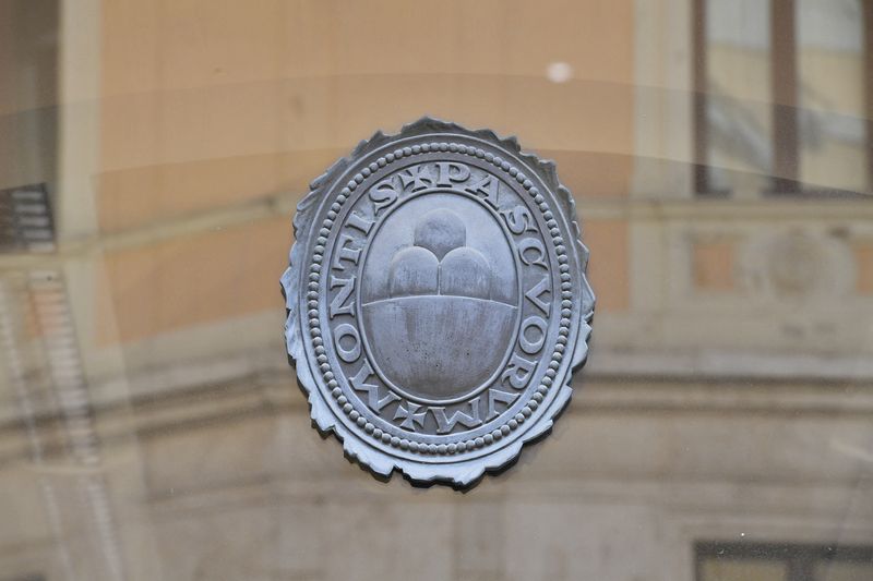 Monte dei Paschi unions say 4,125 staff ready to exit