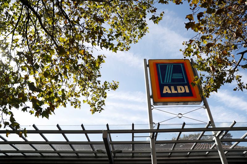 Aldi UK to recruit 3,000 ahead of festive season