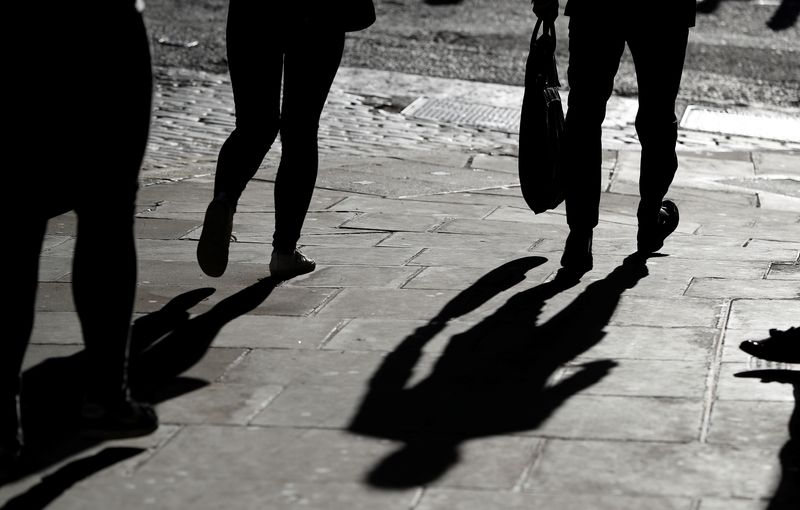Companies lack targets for employee mental health, study shows