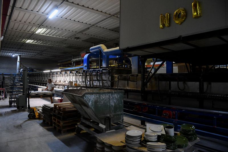 Italy industry output posts surprise jump in August