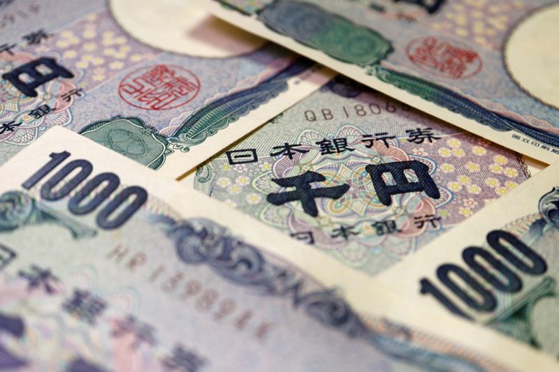 Japanese foreign currency deposits rise at fastest rate since 2015