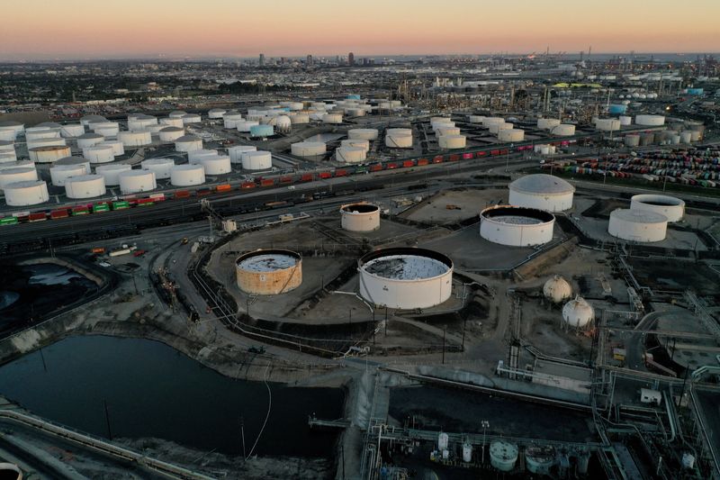 U.S. oil service firms' results to show impact of demand, inflation