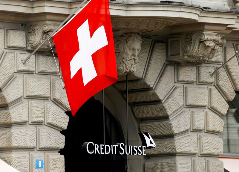 Credit Suisse taps RBC, Morgan Stanley for capital increase -Bloomberg News
