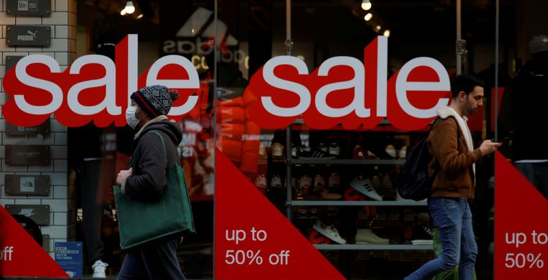Half of Britons to spend less this Christmas - Kantar