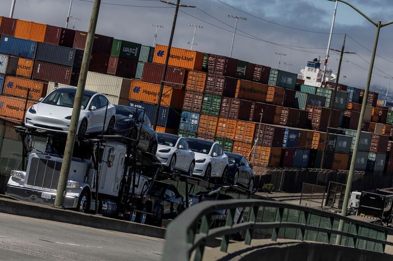 Instant view: US Q3 GDP rise burnishes soft landing case