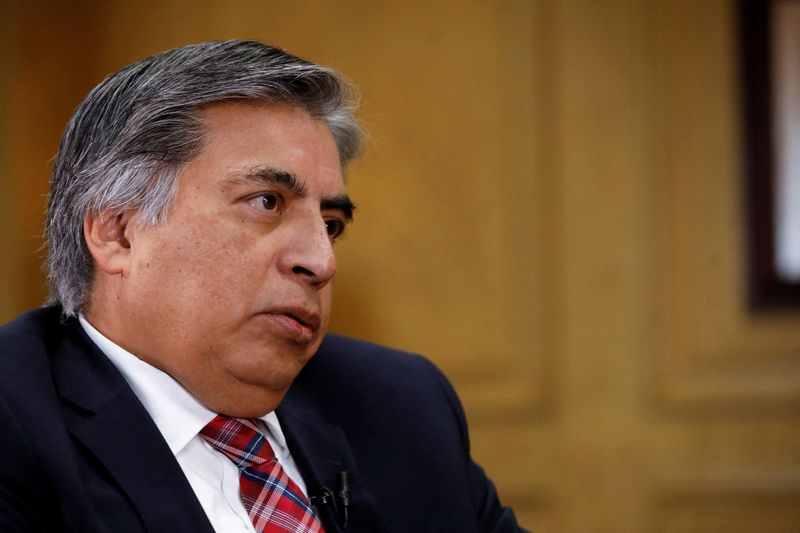 Mexico president confirms nomination of cenbanker Esquivel for IDB chief