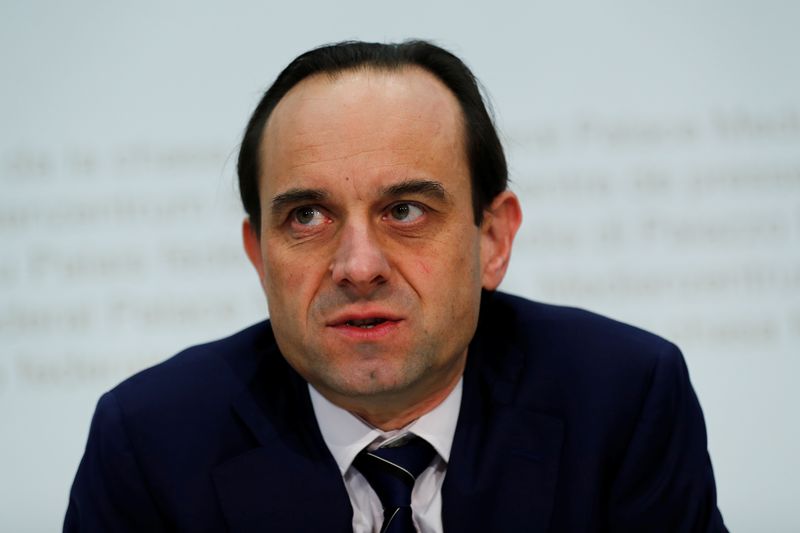 German regulator calls on banks to increase risk provisions