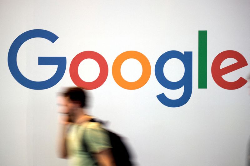 Italy court rejects Google's appeal against watchdog fine, accepts Apple's one