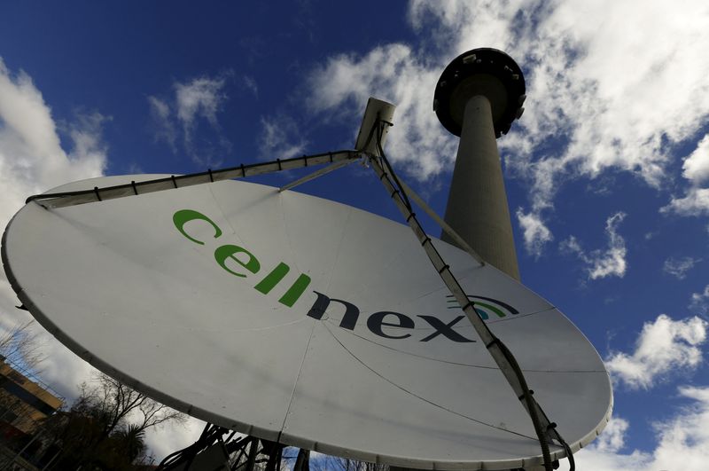 Cellnex says inflation has shut down European phone masts market - FT