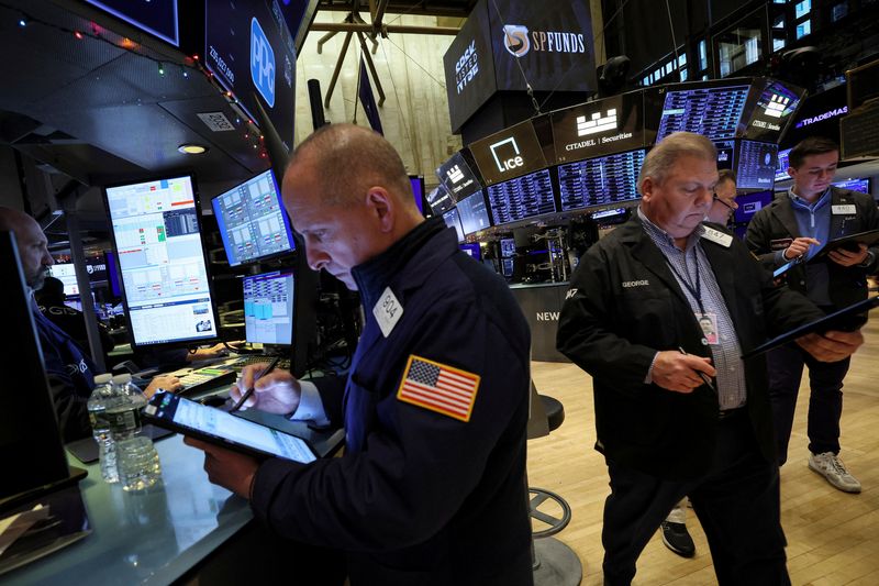 U.S. equity funds register biggest weekly outflow in over five weeks