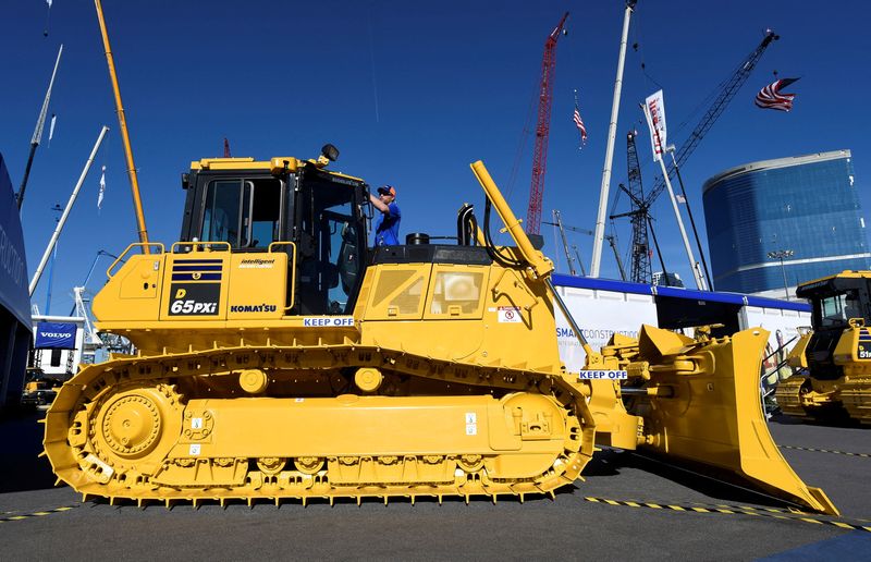 Komatsu CEO: no immediate plan to withdraw from Russia