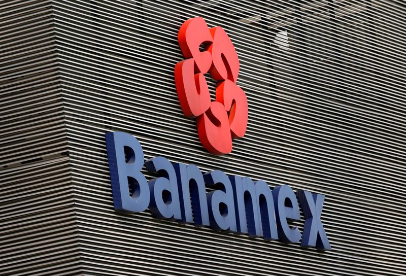 Bank of Mexico sees Citibanamex sale finalized next year