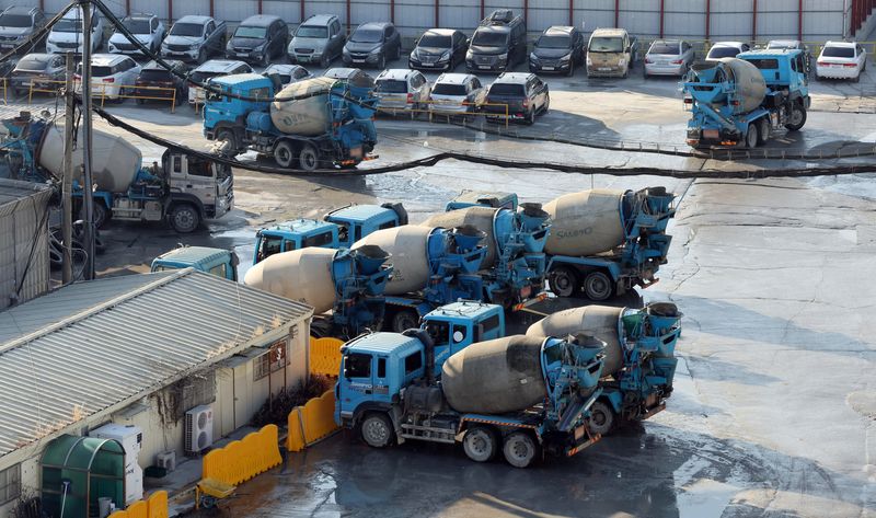 South Korea issues second back-to-work order, striking truckers to vote