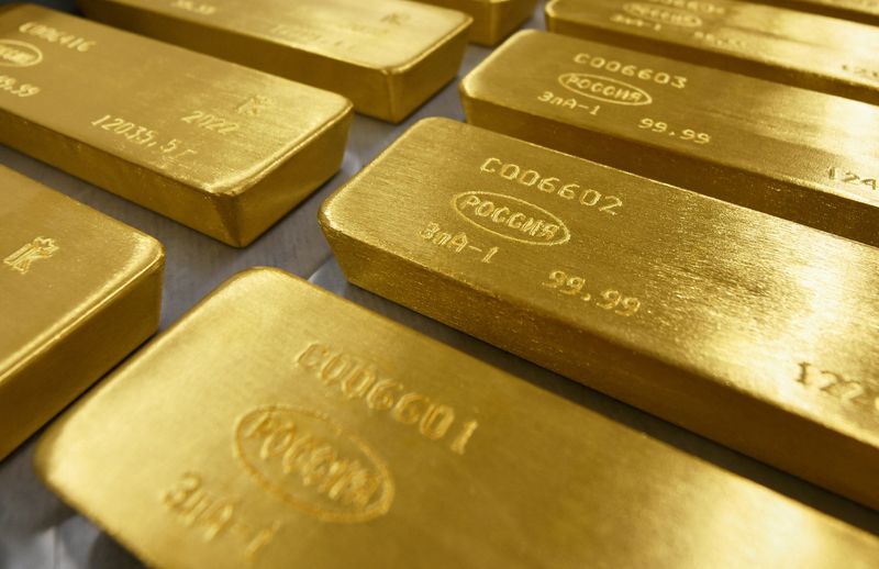 Analysis-Russian gold removed from some Western funds after Ukraine