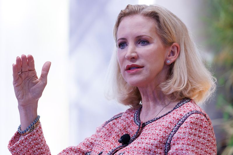 Under Armour names Marriott veteran Linnartz as CEO to boost e-commerce