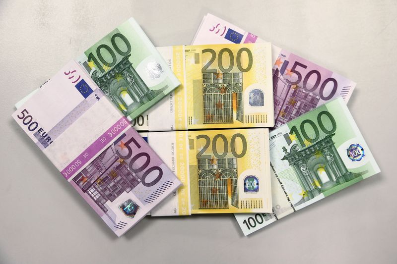Dwindling numbers of cash machines dispense kunas as Croatia readies for euro