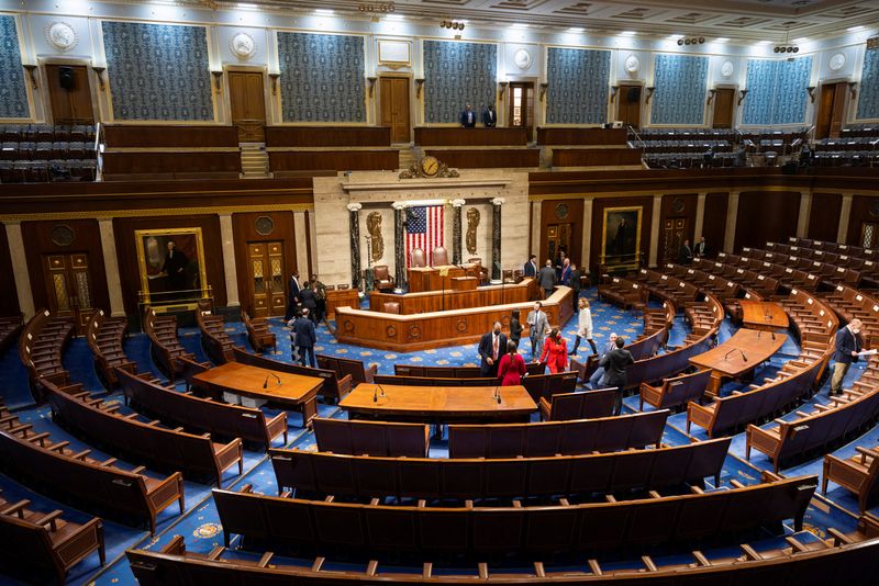 U.S. Russian energy import bill stops short of revoking trade status