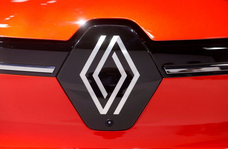Renault resumes production at Moscow plant